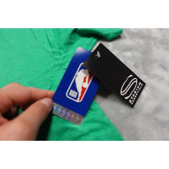 Stadium Essentials Men's Kelly Green Boston Celtics 18-Time NBA Finals Champions - Picture 6 of 11